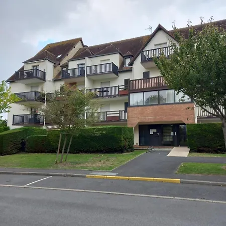 Apartment - F2 - Vue Degagee Cabourg